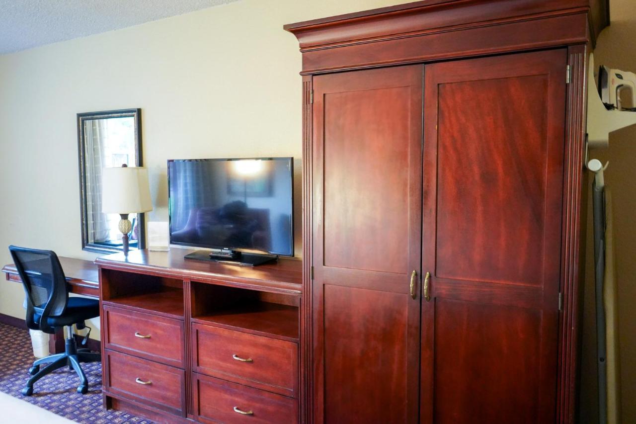 Rosen Inn At Pointe Orlando Williamsburg Exterior foto