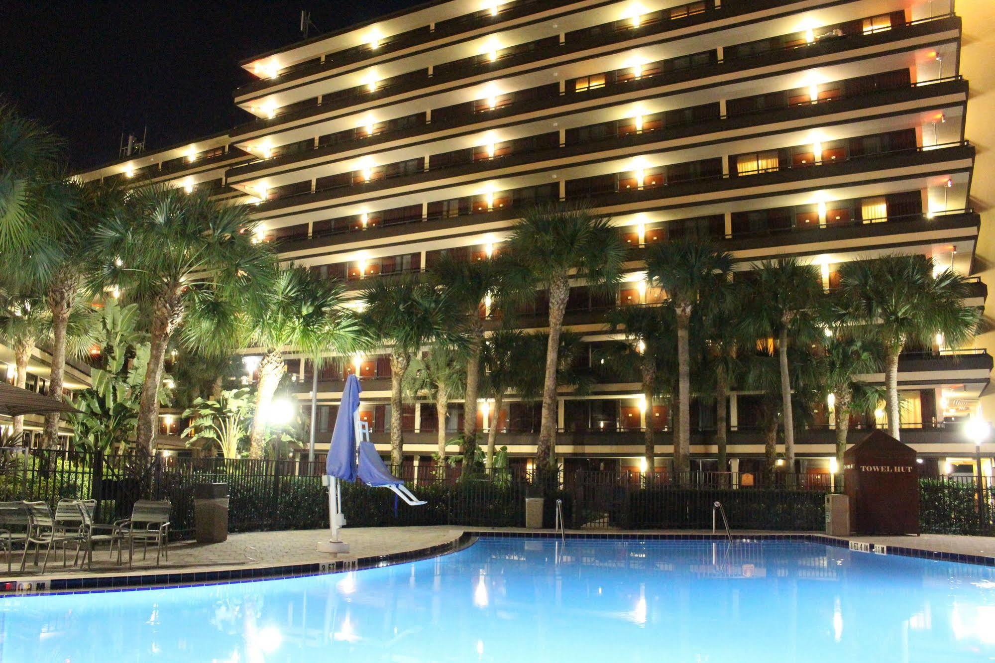 Rosen Inn At Pointe Orlando Williamsburg Exterior foto